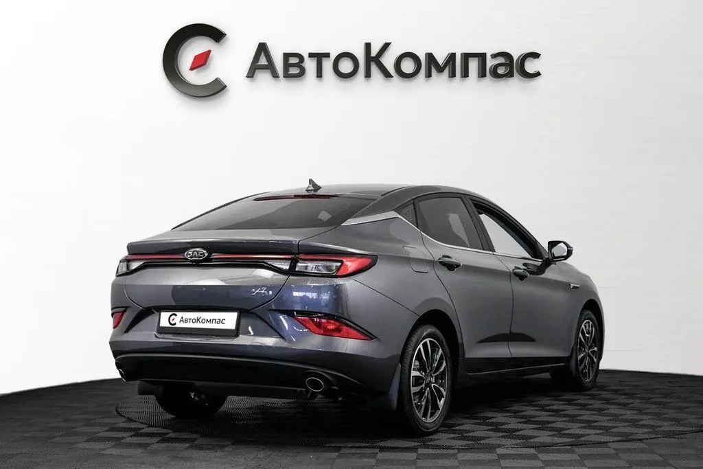 JAC J7