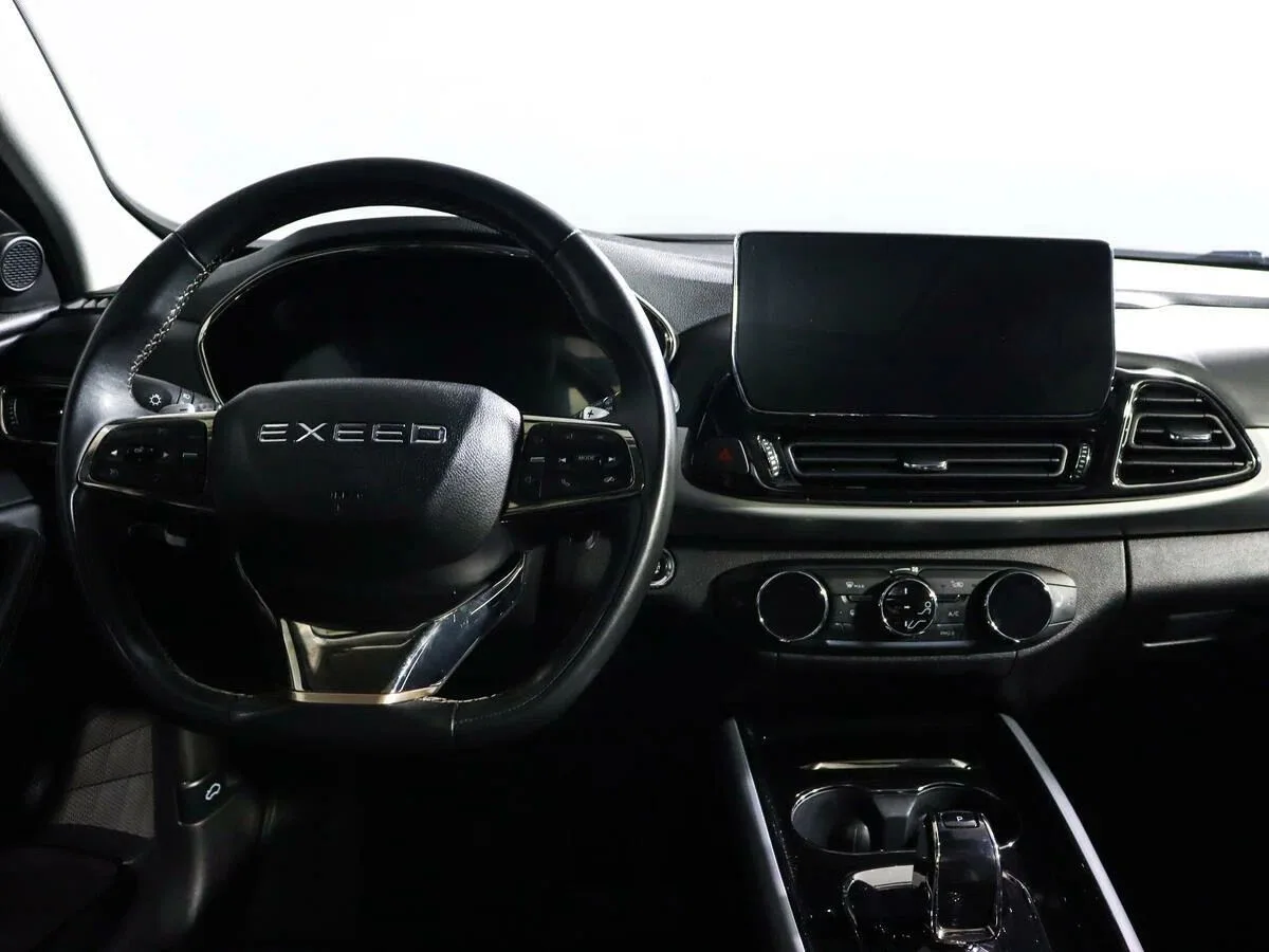 Exeed TXL