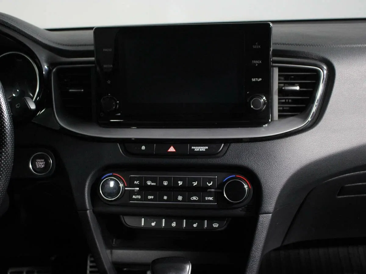 Kia Proceed