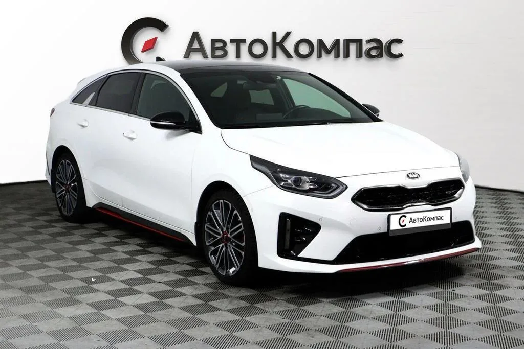 Kia Proceed