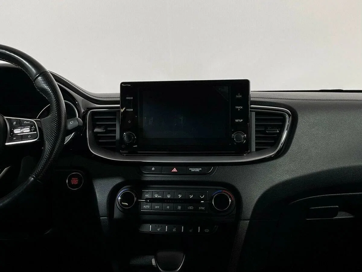 Kia Proceed