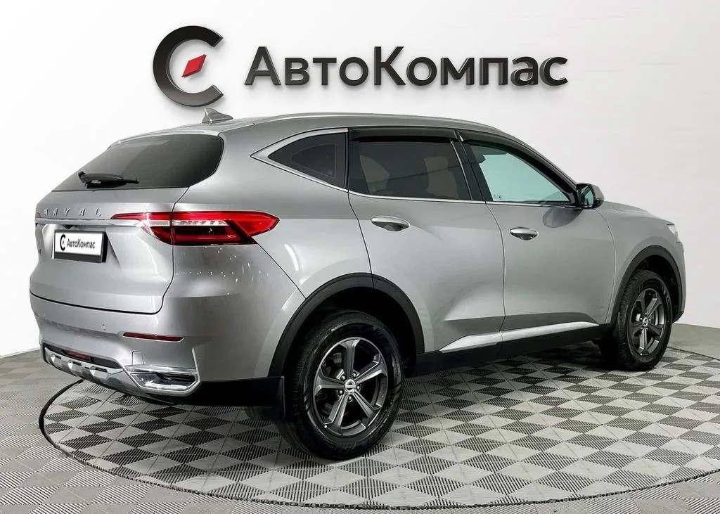 Haval F7