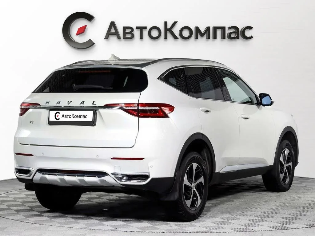 Haval F7