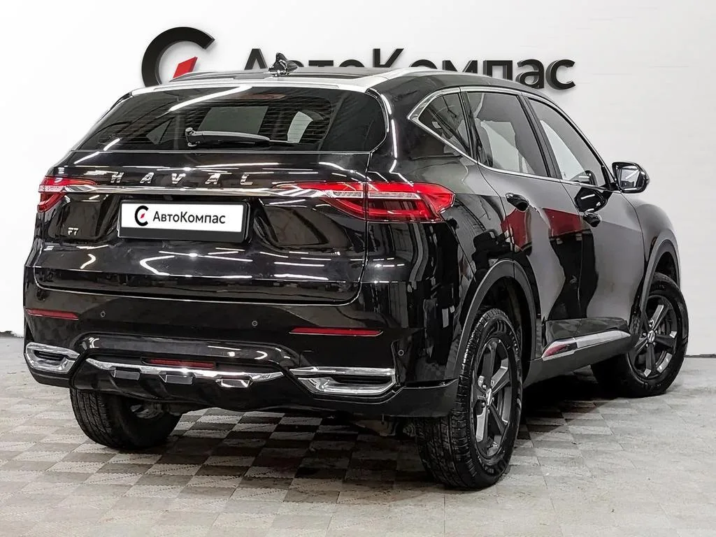 Haval F7