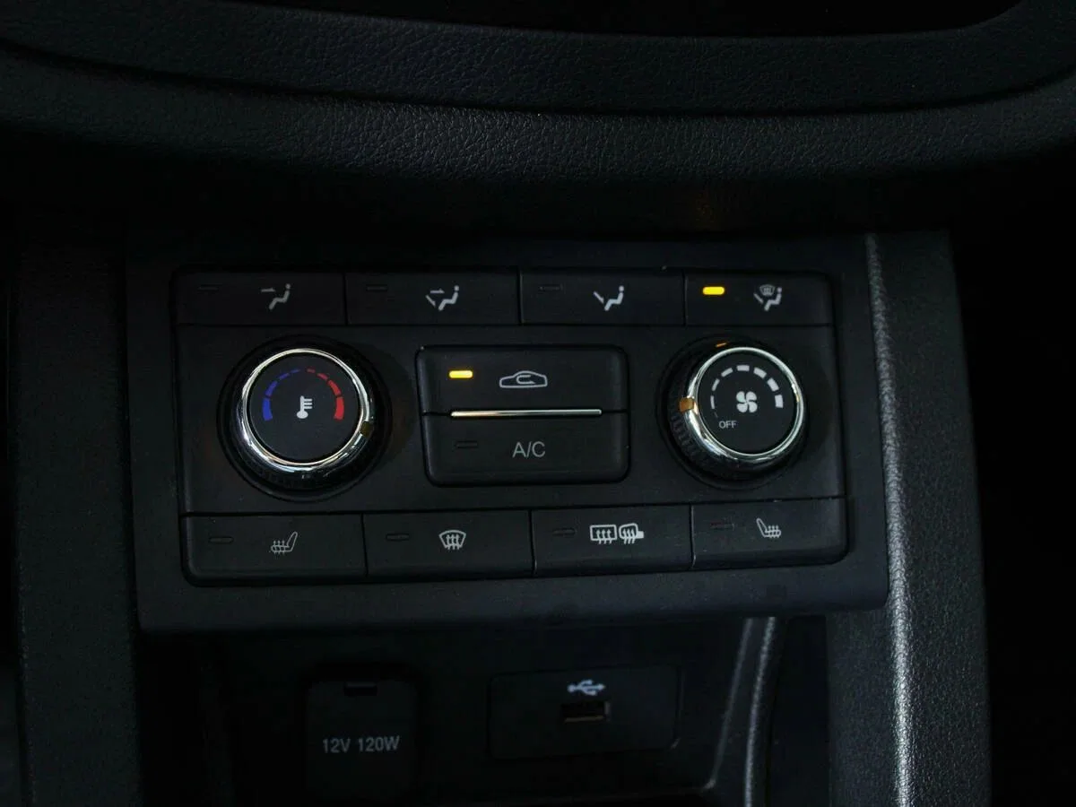 FAW Besturn X40