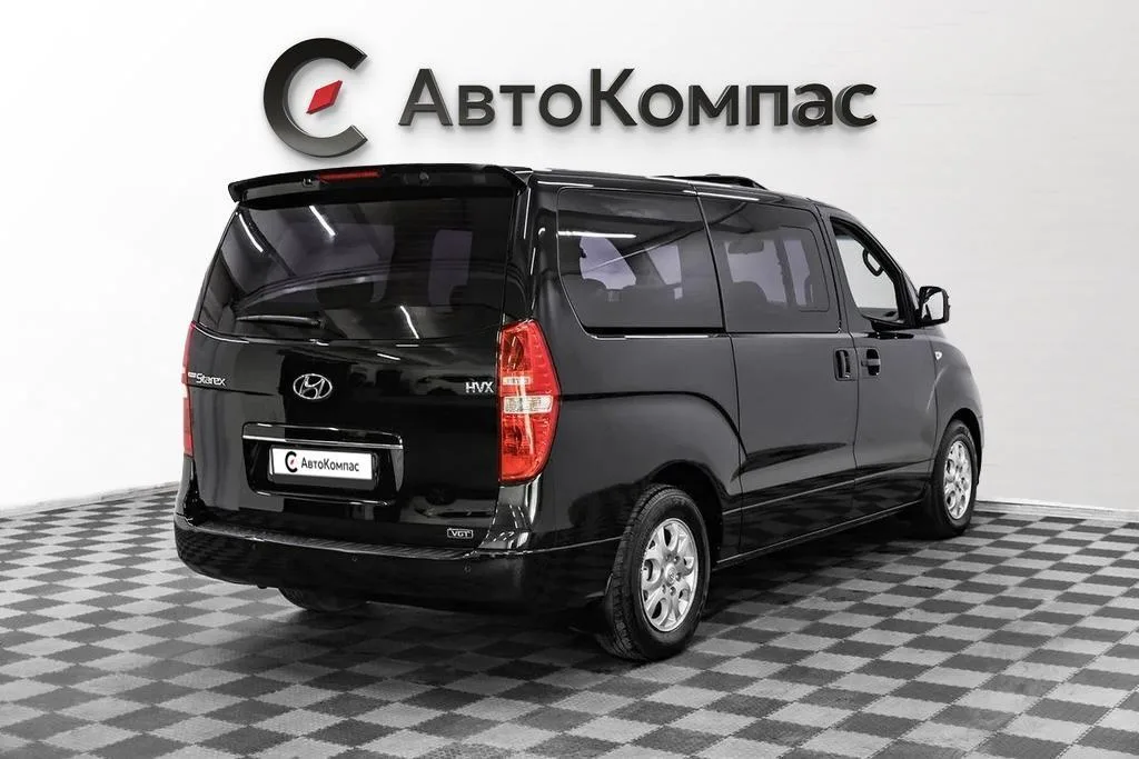 Hyundai Grand Starex
