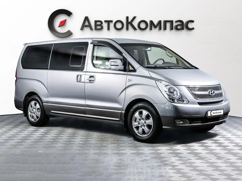 Hyundai Grand Starex