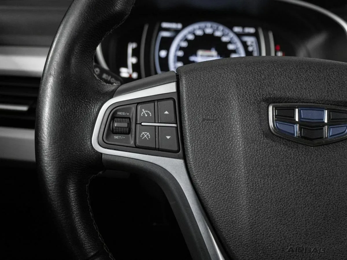 Geely Atlas