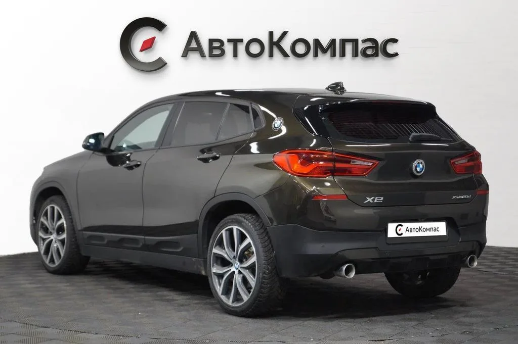 BMW X2