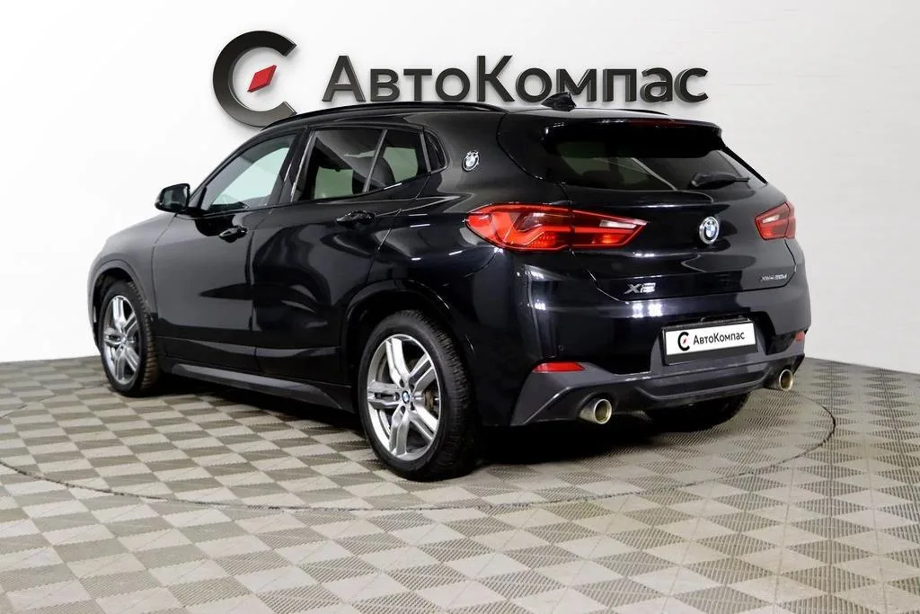 BMW X2