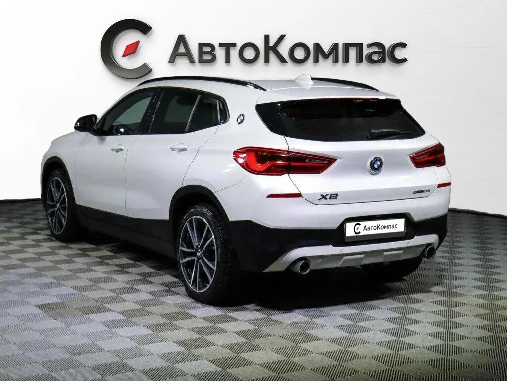 BMW X2