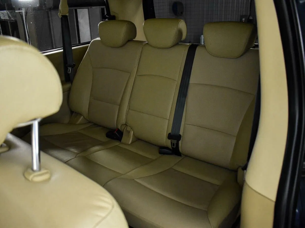 Hyundai H-1