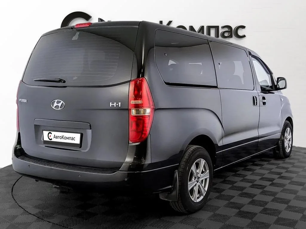Hyundai H-1