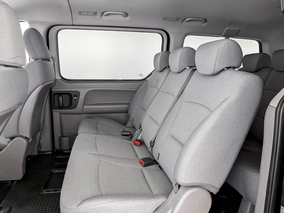 Hyundai H-1