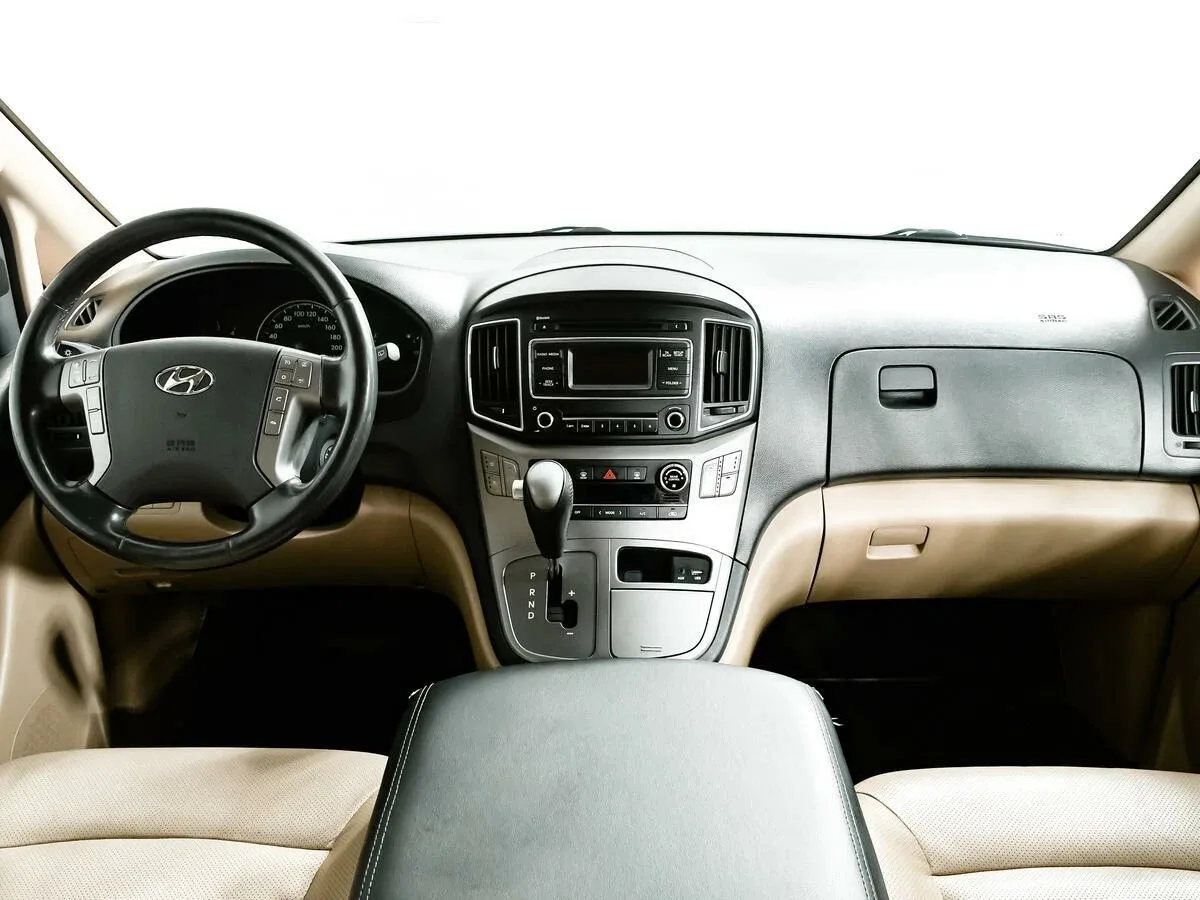 Hyundai H-1
