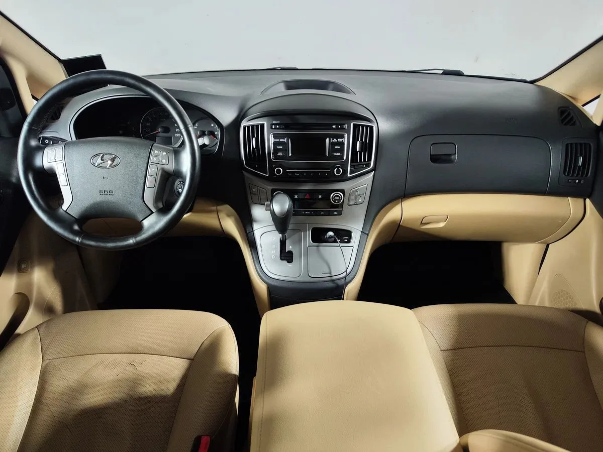 Hyundai H-1