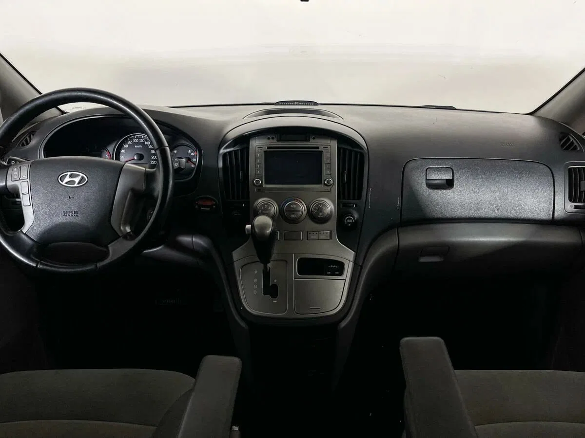 Hyundai H-1