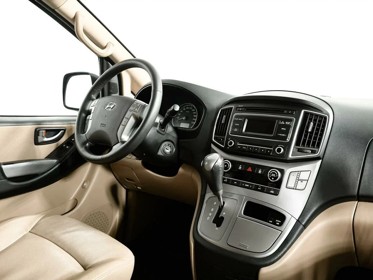 Hyundai H-1