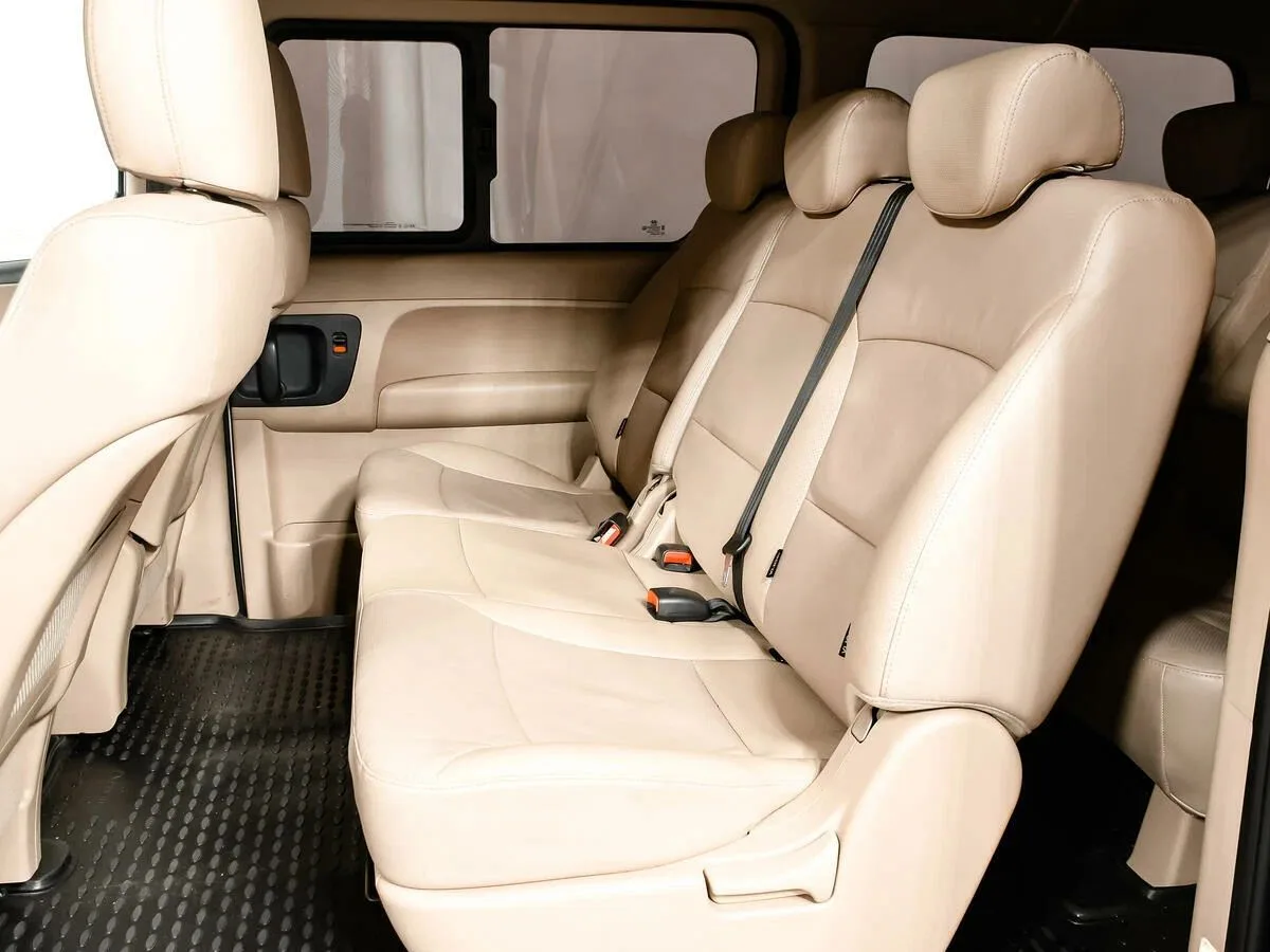 Hyundai H-1
