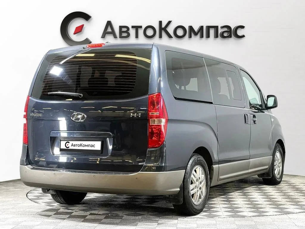 Hyundai H-1