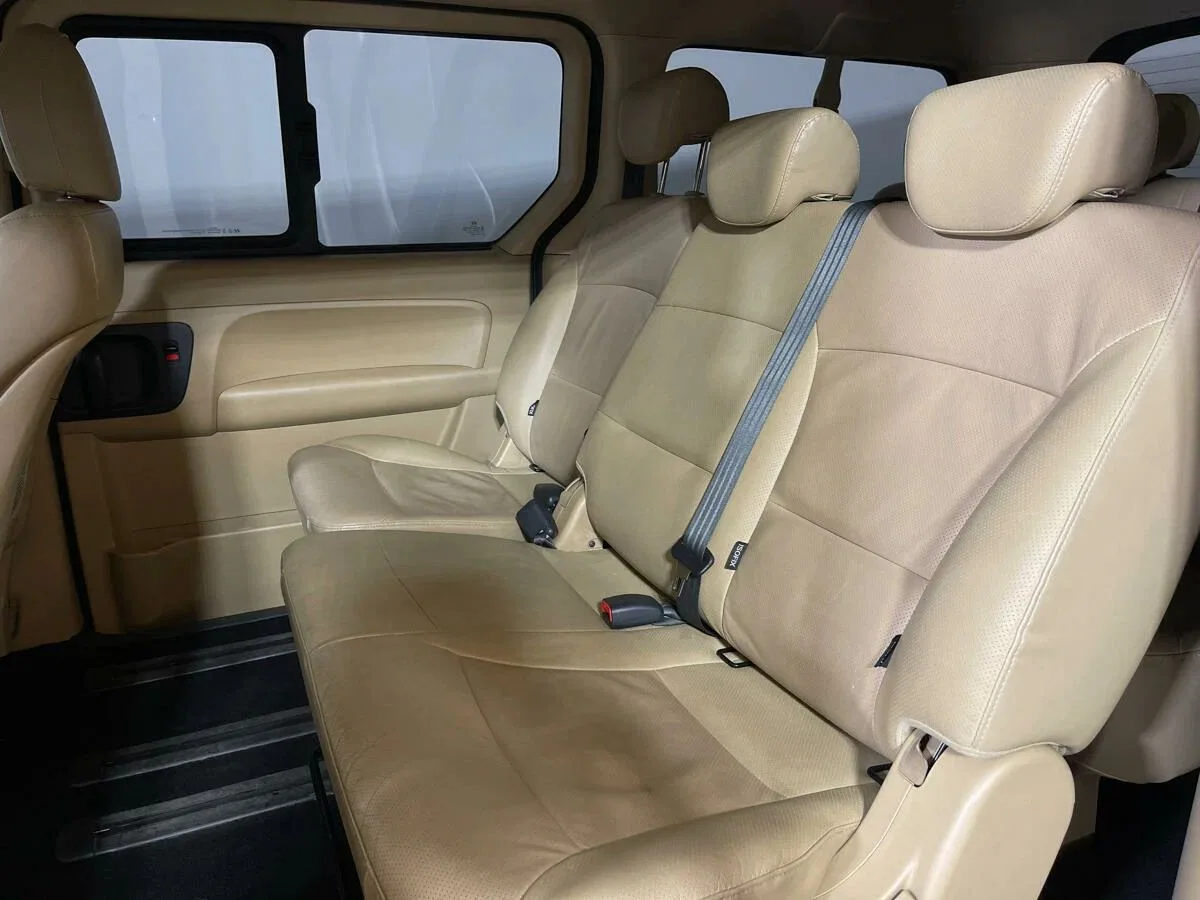Hyundai H-1
