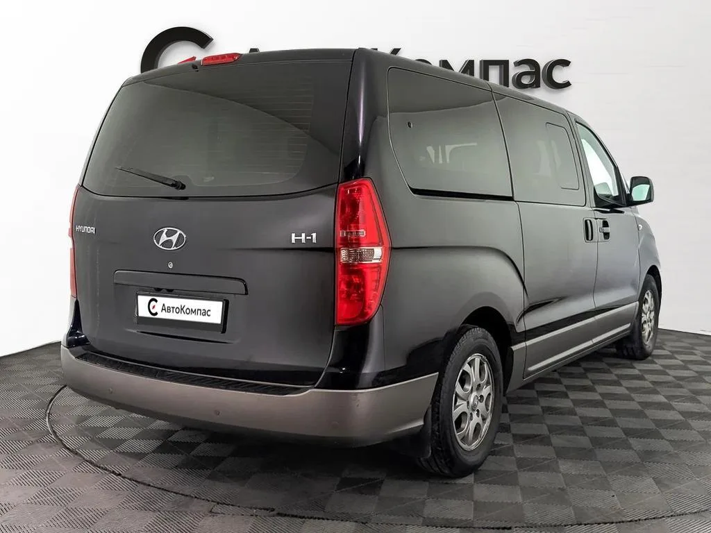 Hyundai H-1