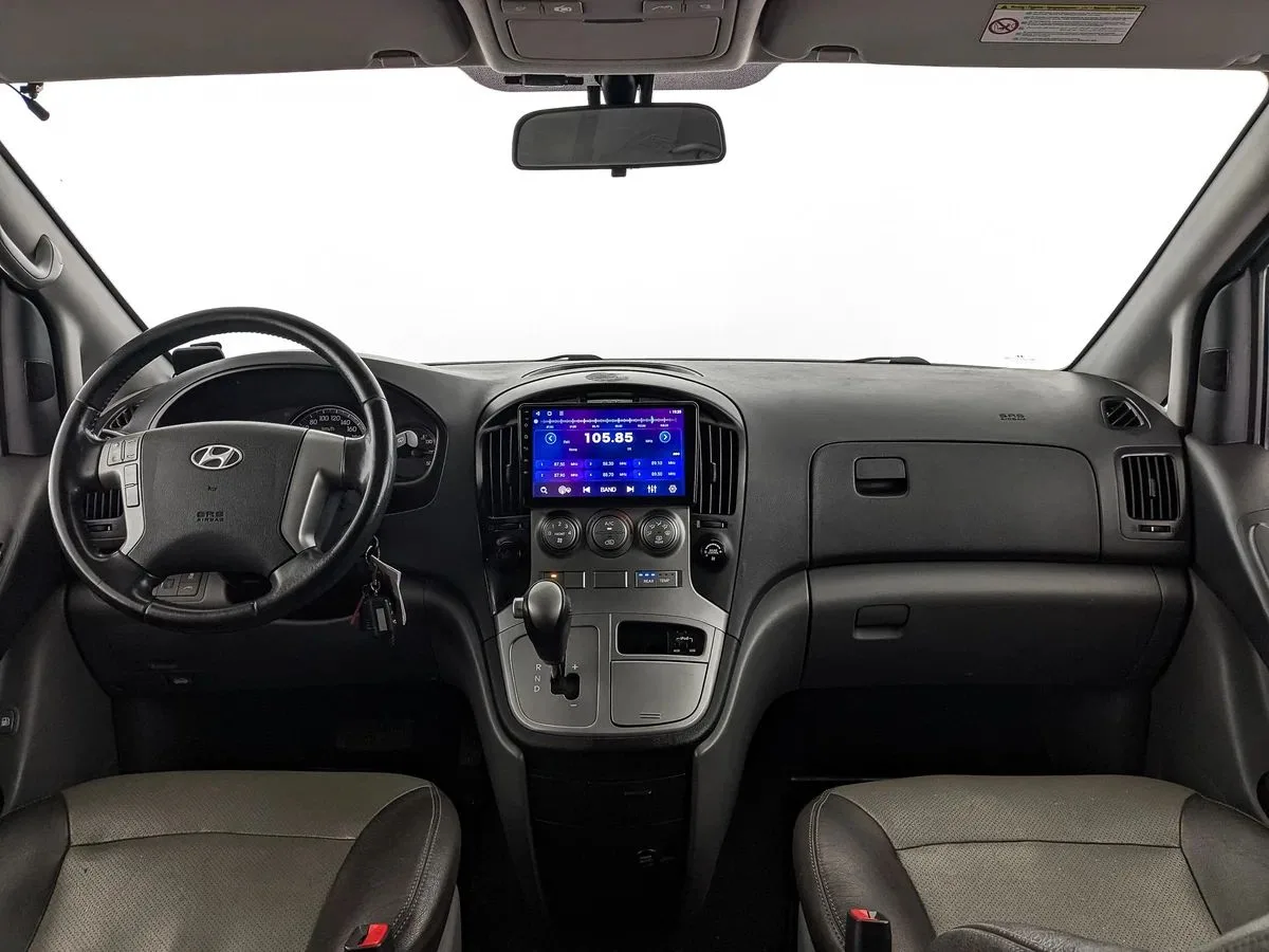 Hyundai H-1