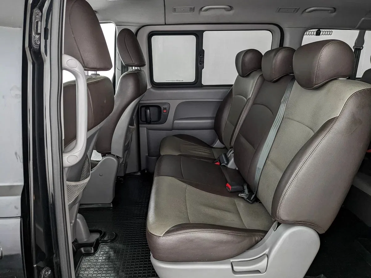 Hyundai H-1