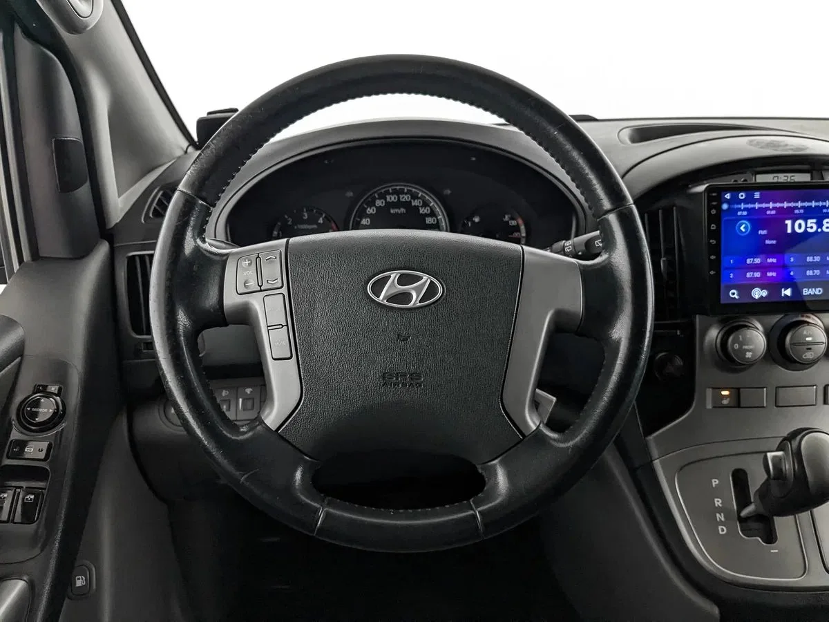 Hyundai H-1