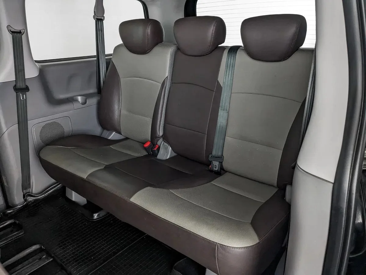 Hyundai H-1
