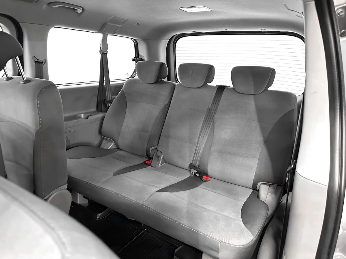 Hyundai H-1