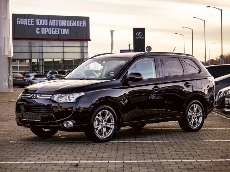 Mitsubishi Outlander 2014