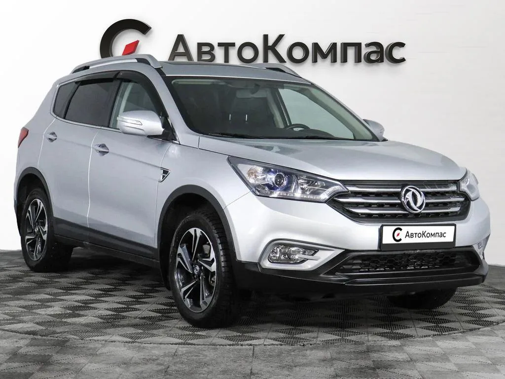 Dongfeng AX7