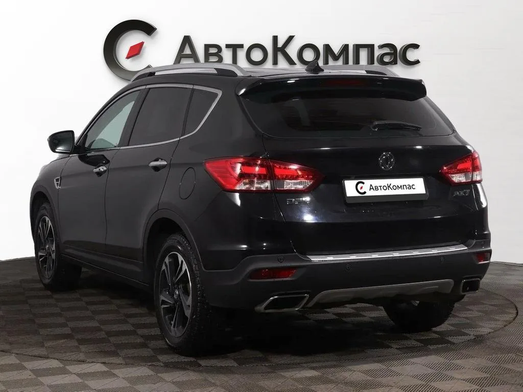 Dongfeng AX7