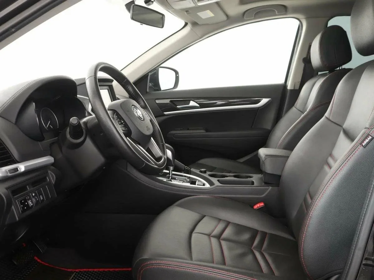 Dongfeng AX7