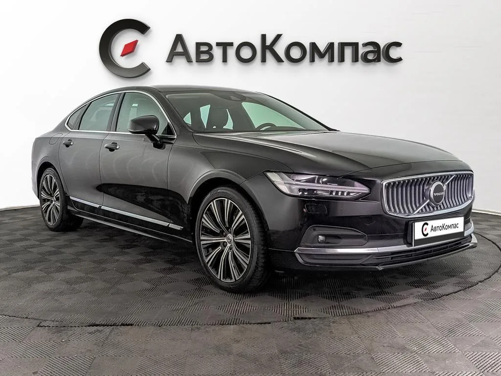Volvo S90