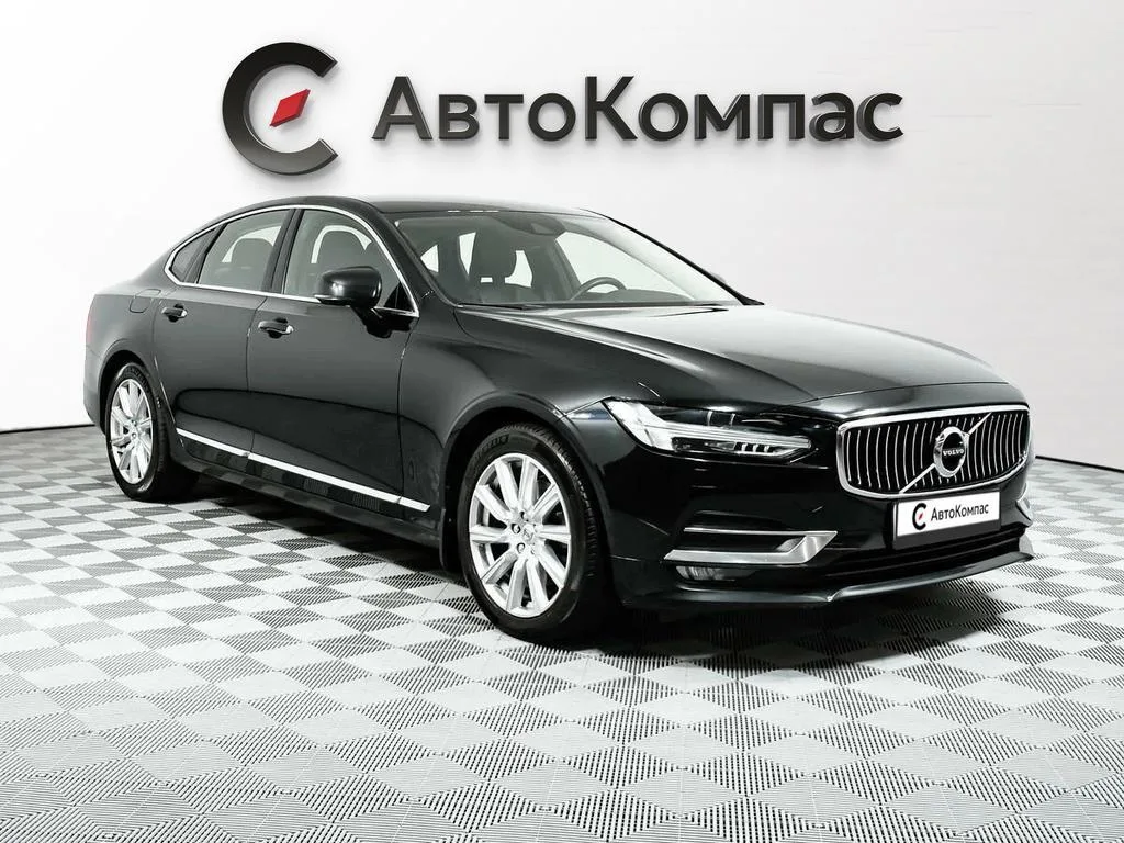 Volvo S90