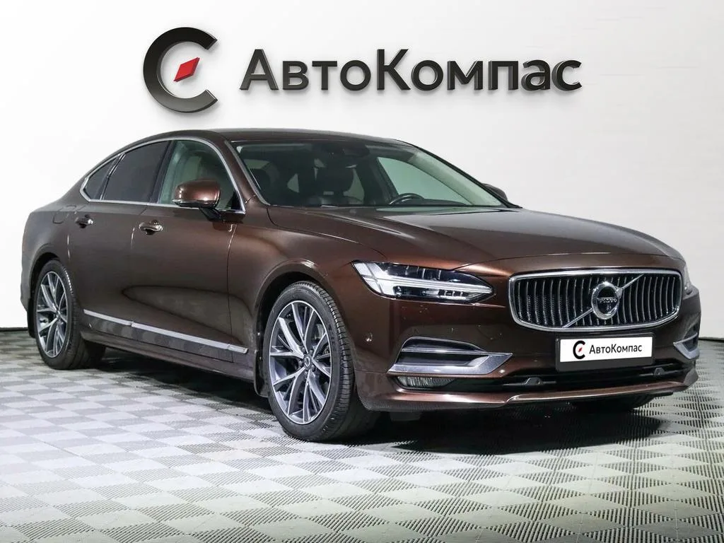 Volvo S90