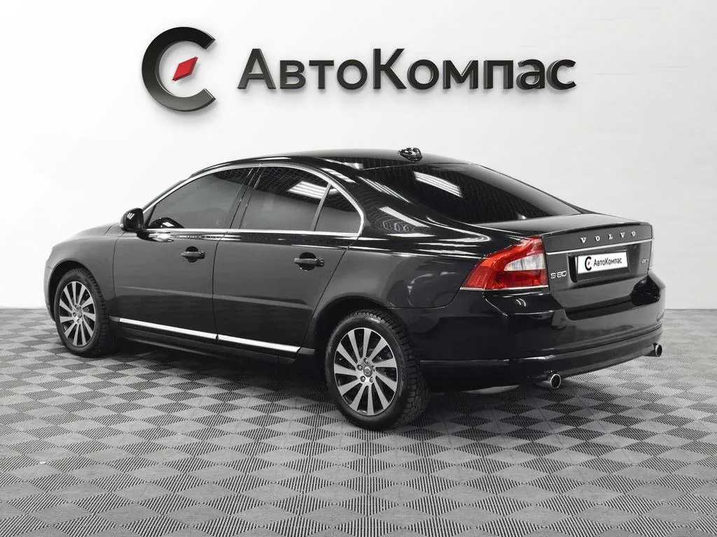Volvo S80
