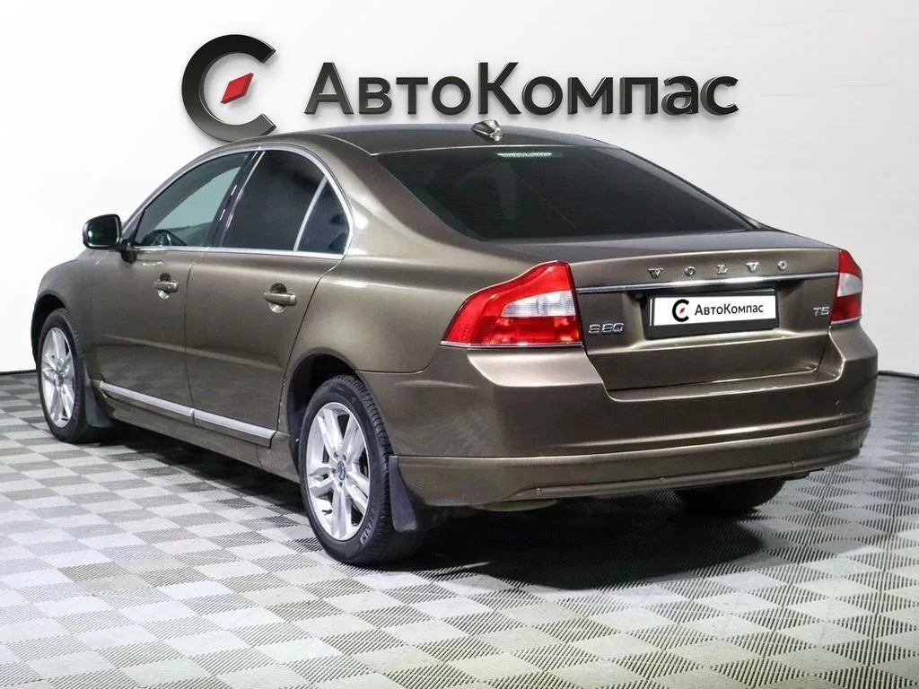 Volvo S80