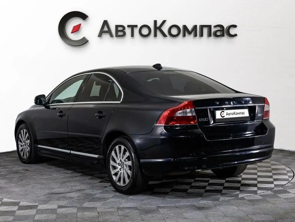 Volvo S80