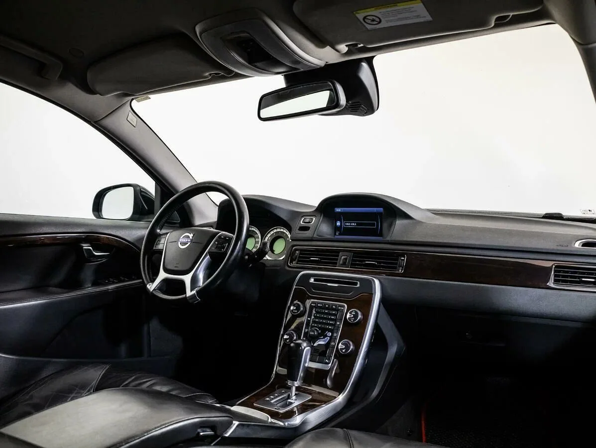 Volvo S80