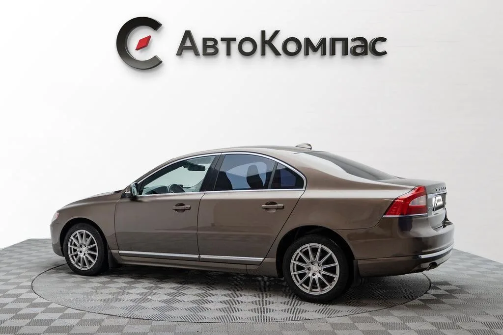 Volvo S80