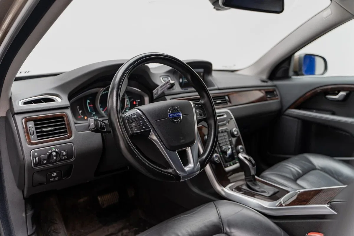 Volvo S80