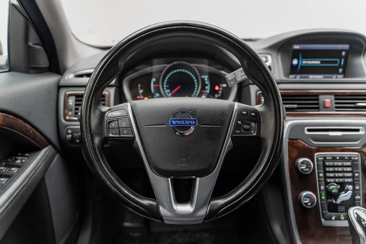 Volvo S80