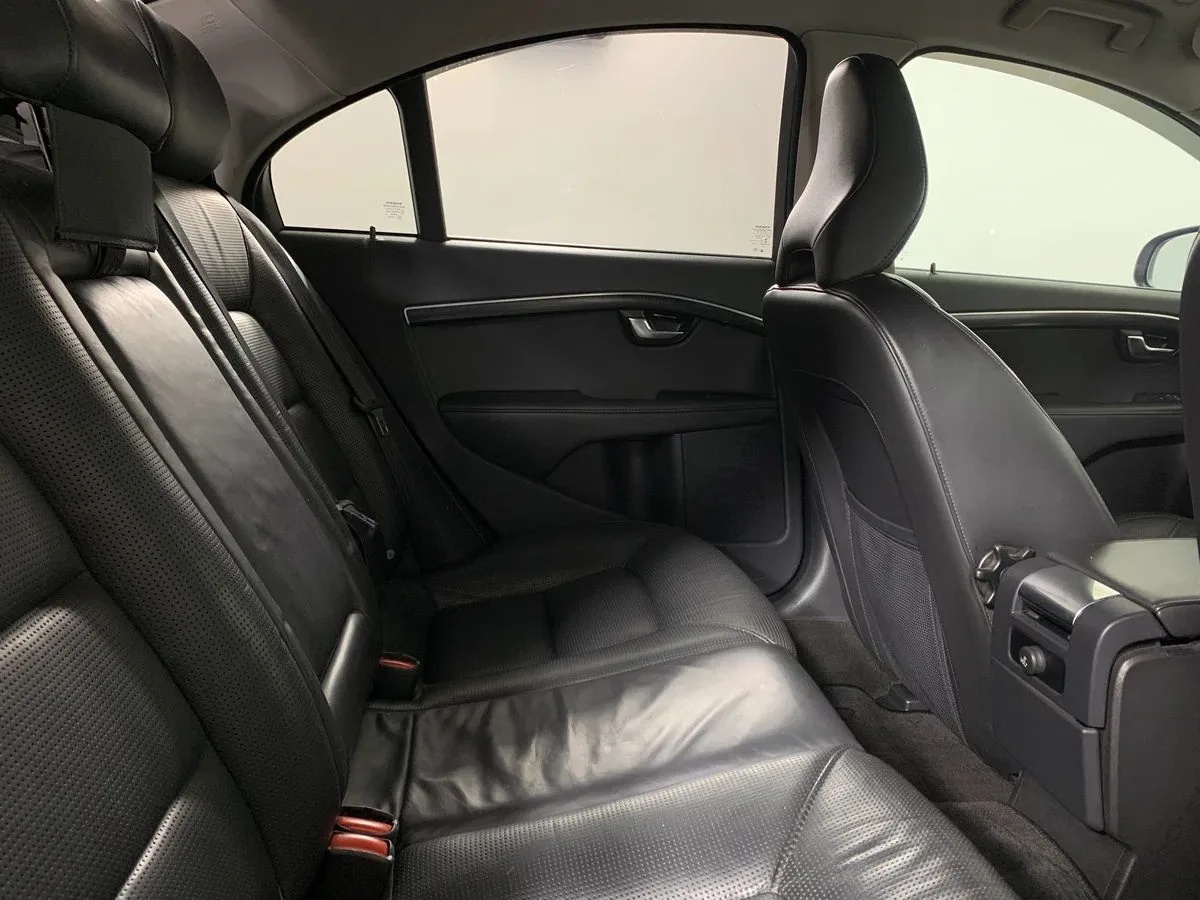 Volvo S80