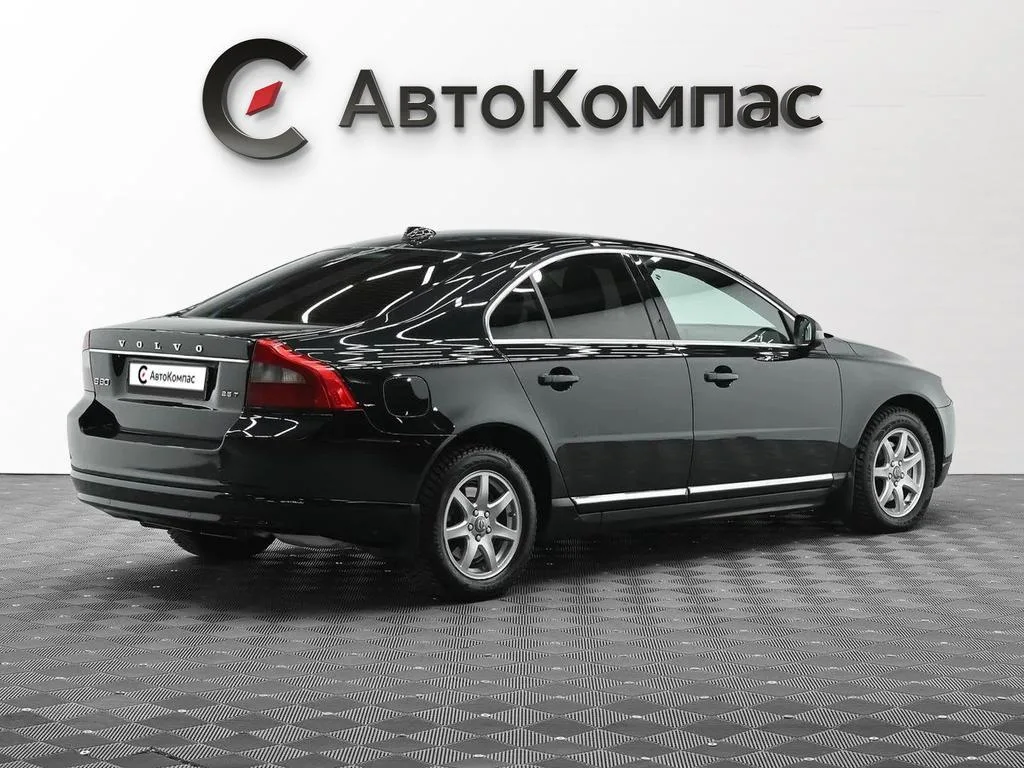 Volvo S80