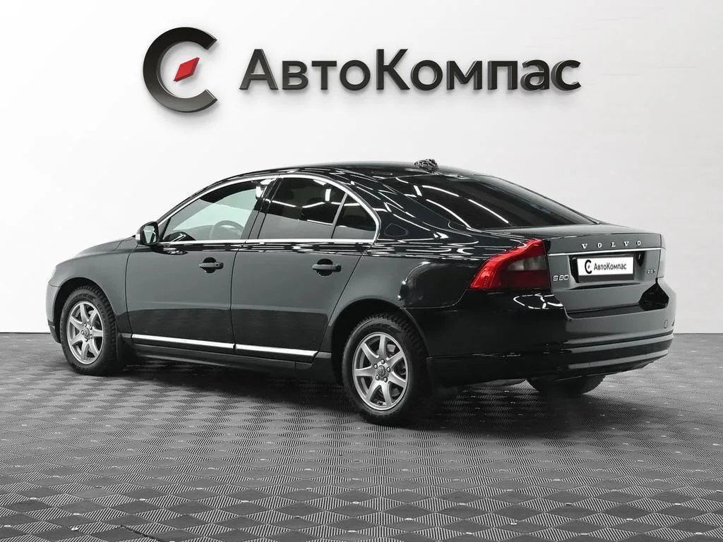 Volvo S80