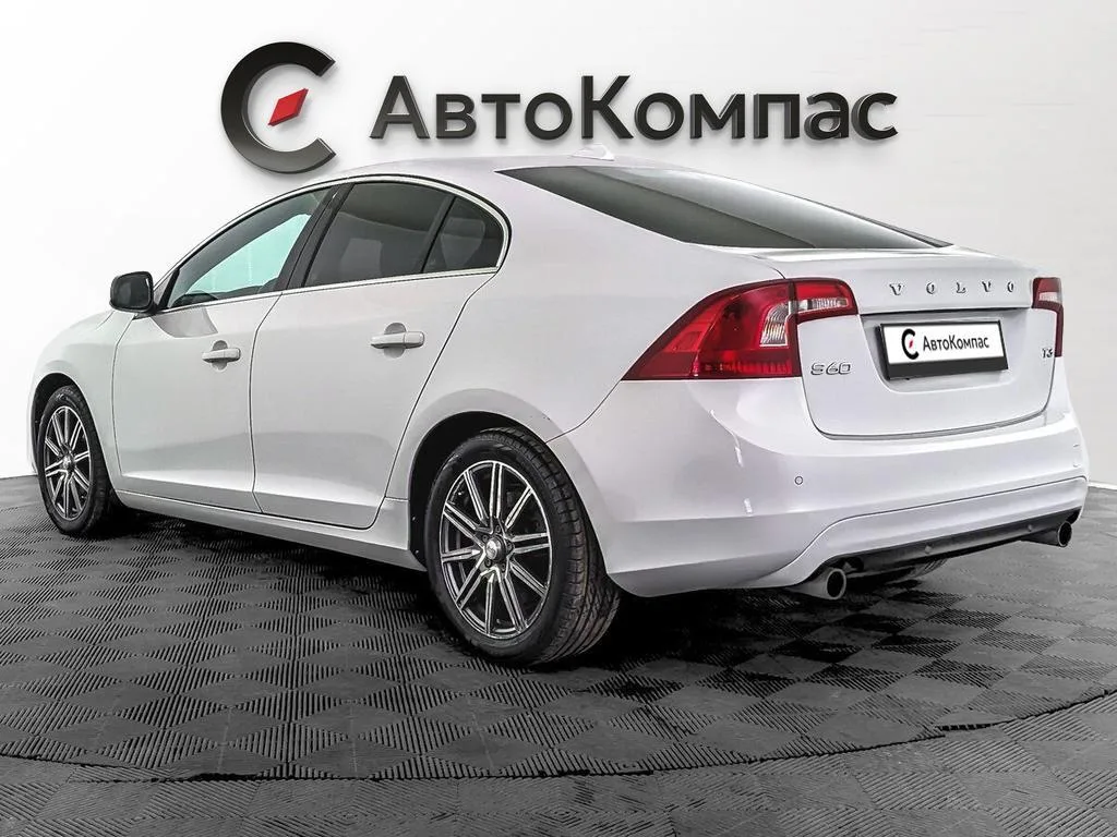 Volvo S60