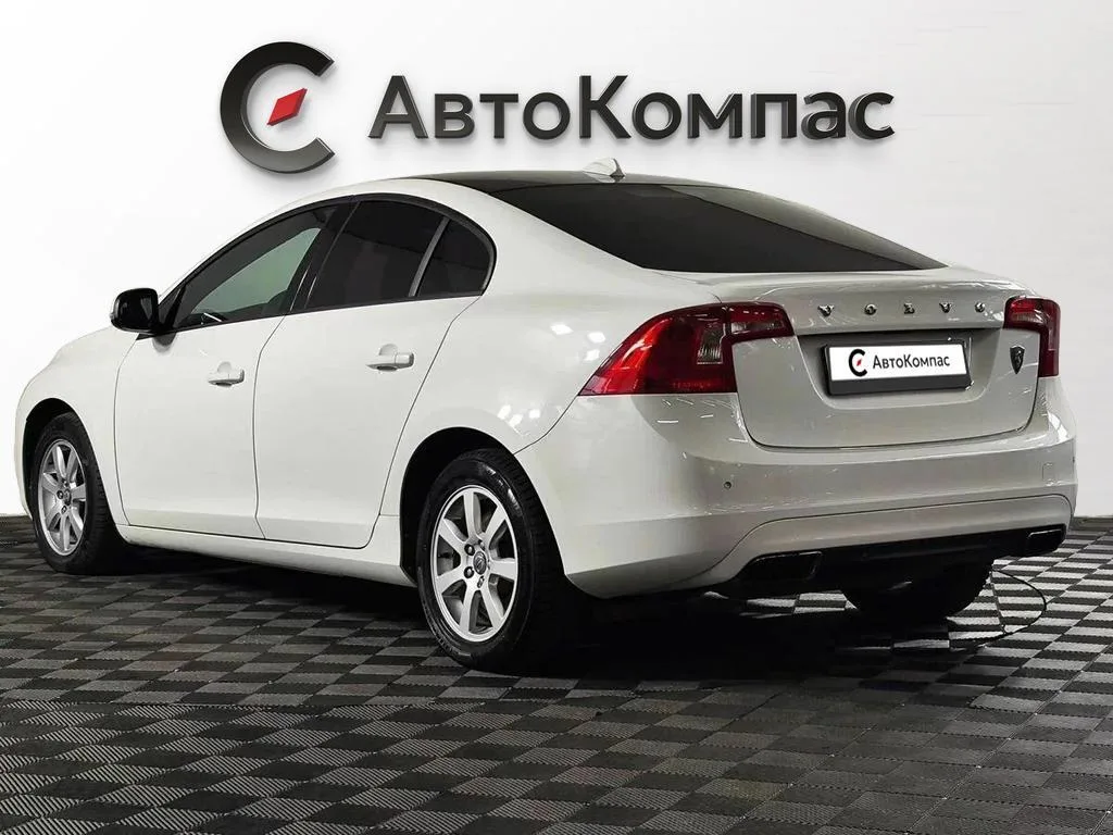 Volvo S60